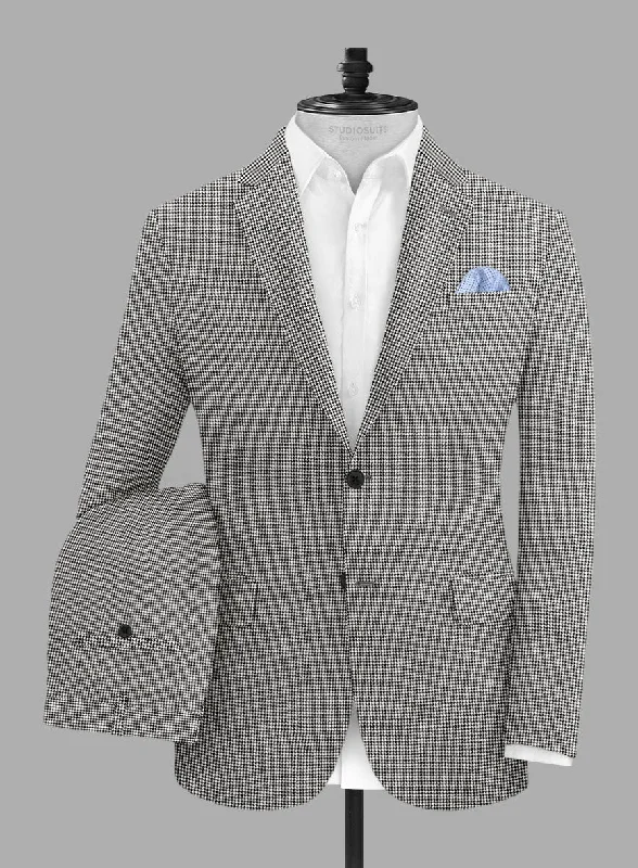 Everyday Utility Solbiati BW Houndstooth Linen Suit